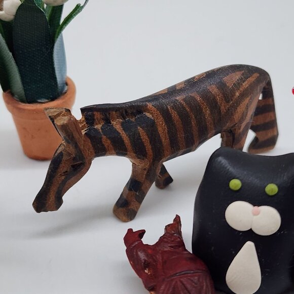 Miniature Animal Figurine Collection Cat Bear Dog Pig Glass Wood Resin - Picture 6 of 8